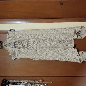 Sleeveless crochet cardigan